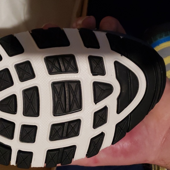 97 air max - Picture 1 of 3